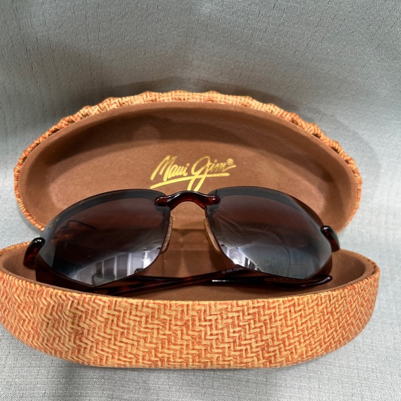 Maui Jim Sport MJ 407-10 Ho’okipa Polarized Sunglasses - Picture 1 of 9